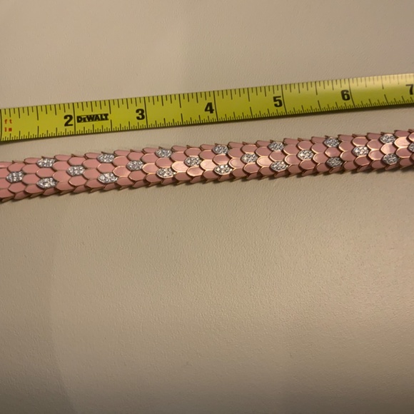 Pink Roberto Coin Cobra 18KT PINK Enamel & Diamond Bracelet 7” - Picture 8 of 11